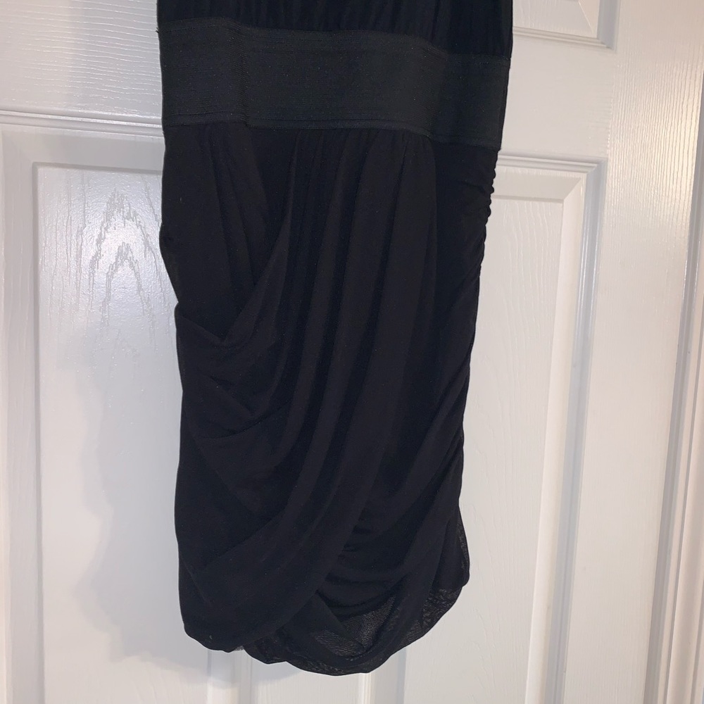 Express dress - Picture 2 of 7